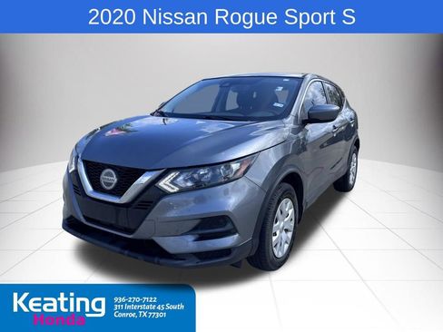 Used 2020 Nissan Rogue Sport S image 2