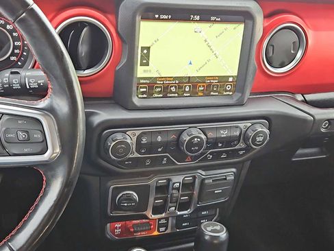 Used 2021 Jeep Wrangler Unlimited Rubicon image 41