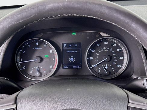 Used 2017 Hyundai Elantra Value Edition image 14