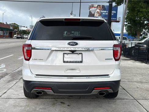 Used 2019 Ford Explorer Limited w/ Ford Safe & Smart Package FWD image 14