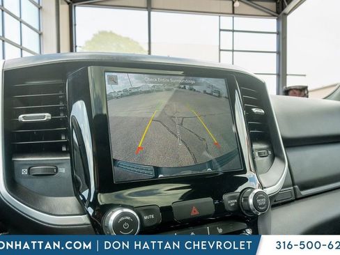 Used 2022 RAM 1500 Big Horn AWD/4WD image 8