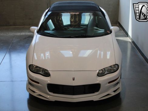 Used 2000 Chevrolet Camaro Z28 image 6