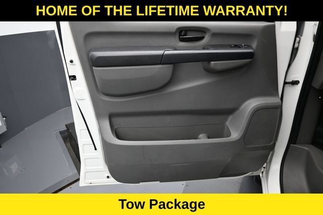 Used 2013 Nissan NV 2500 SV w/ Technology Pkg RWD image 11