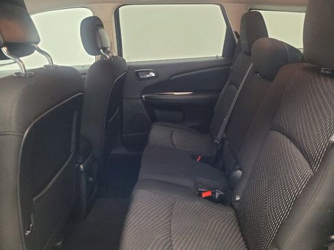 Used 2020 Dodge Journey SE w/ SE Popular Equipment Group FWD image 18