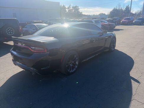 Used 2021 Dodge Charger R/T w/ Performance Handling Group image 7