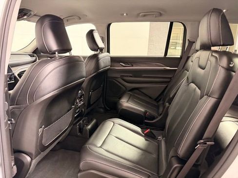 Certified 2024 Jeep Grand Cherokee L Limited image 29