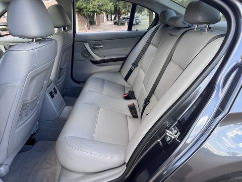 Used 2008 BMW 335i Sedan image 17