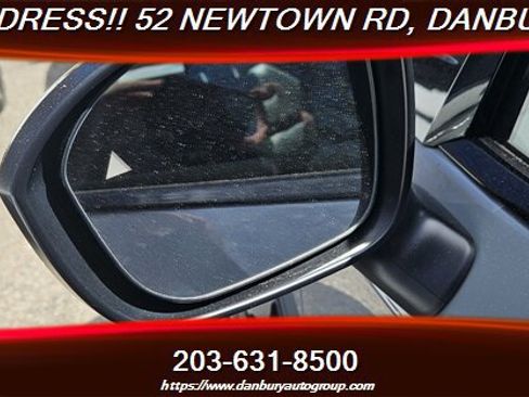 Used 2023 Nissan Ariya FWD image 11