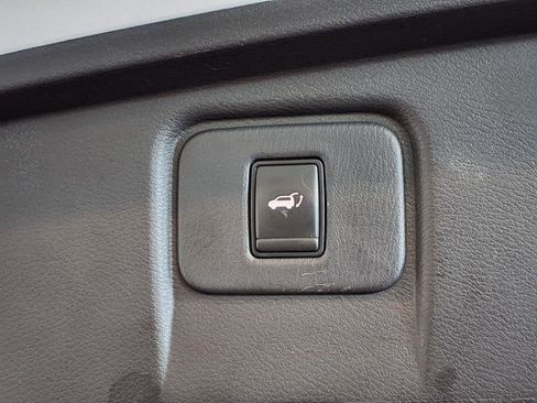 Used 2018 Nissan Murano SL image 7