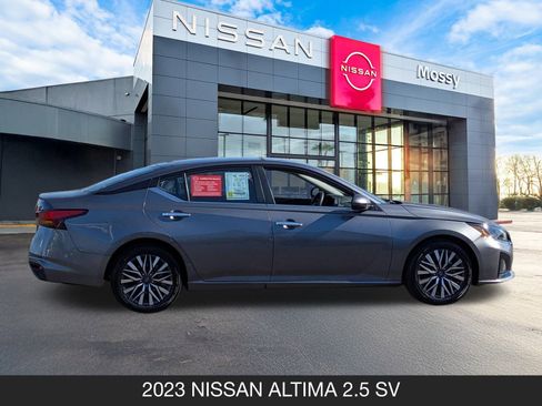 Certified 2023 Nissan Altima 2.5 SV image 6