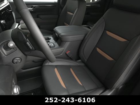 Used 2026 GMC Sierra 1500 AT4 w/ AT4 Premium Package AWD/4WD image 9