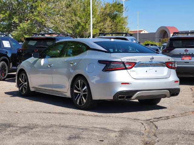 Used 2022 Nissan Maxima SV w/ Floor Mat Group FWD image 3