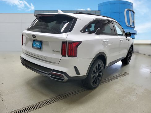Used 2021 Kia Sorento SX AWD/4WD image 5