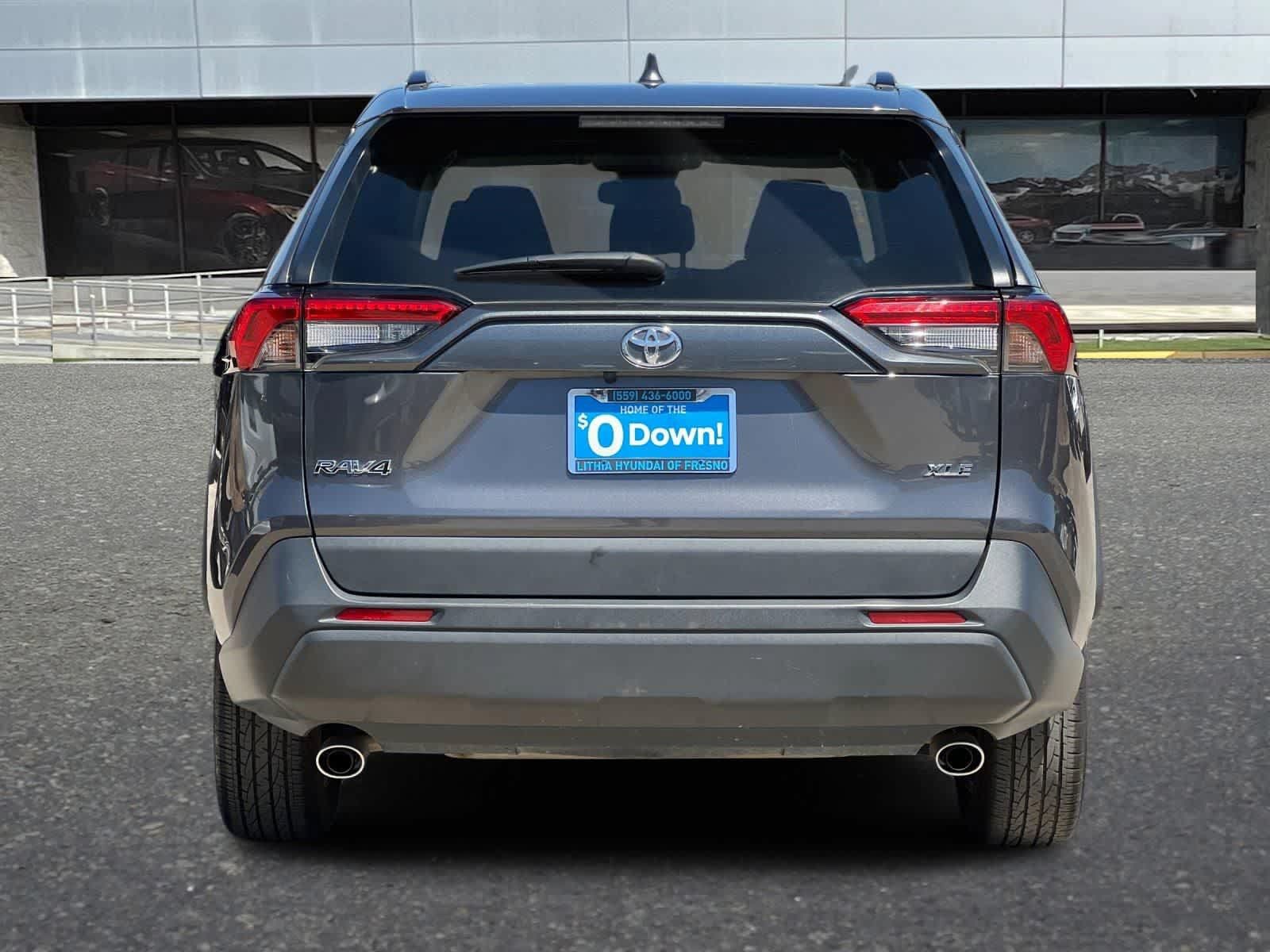 Used 2025 Toyota RAV4 XLE FWD image 8