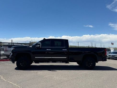 Used 2024 Chevrolet Silverado 3500 High Country AWD/4WD image 2