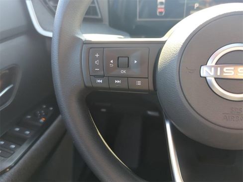 New 2025 Nissan Kicks SV image 25