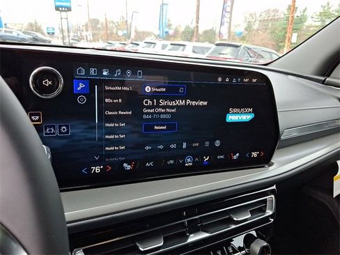 New 2026 Chevrolet Traverse LT image 12