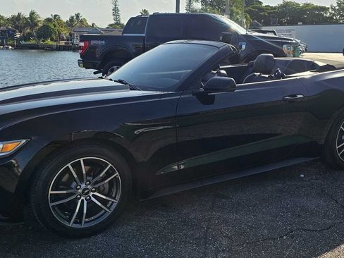 Used 2017 Ford Mustang Premium RWD image 27