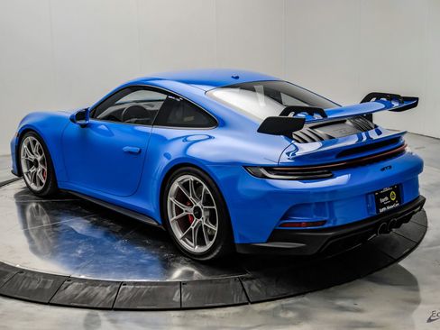 Used 2022 Porsche 911 GT3 image 13