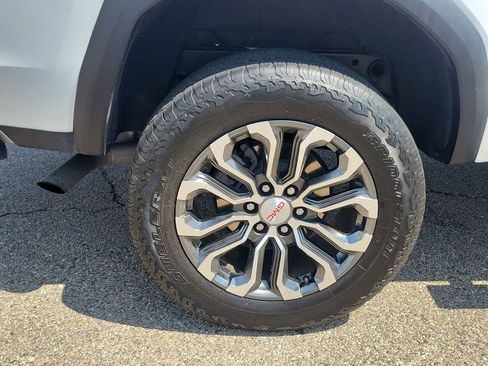 Used 2023 GMC Canyon Denali AWD/4WD image 6