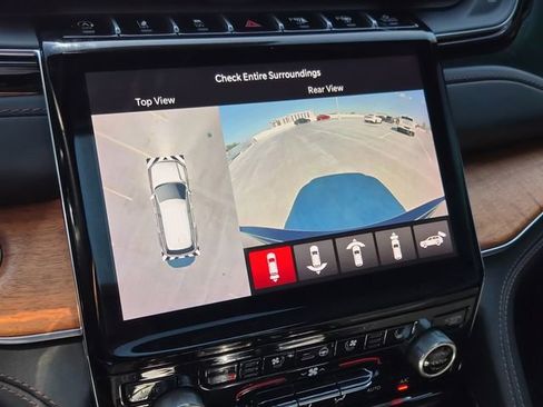 Used 2022 Jeep Grand Cherokee Summit image 15