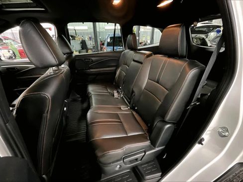 Used 2022 Honda Pilot TrailSport image 20