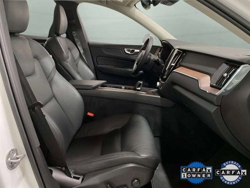 Used 2023 Volvo XC60 B5 Plus image 80