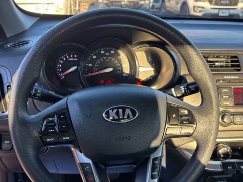 Used 2013 Kia Rio EX image 8