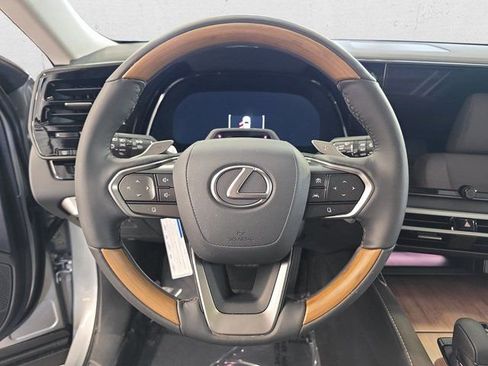 New 2026 Lexus RX 350 AWD w/ Convenience Package image 18