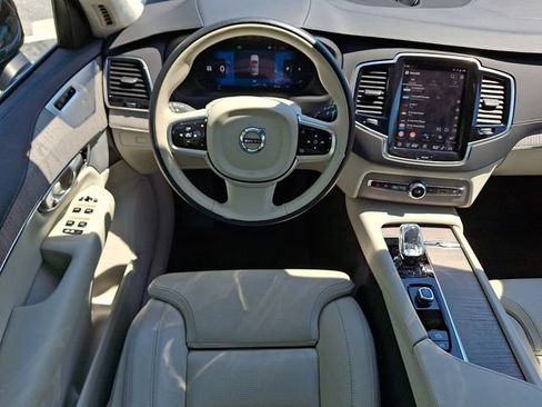 Used 2024 Volvo XC90 B6 Ultimate w/ Lounge Package AWD/4WD image 11