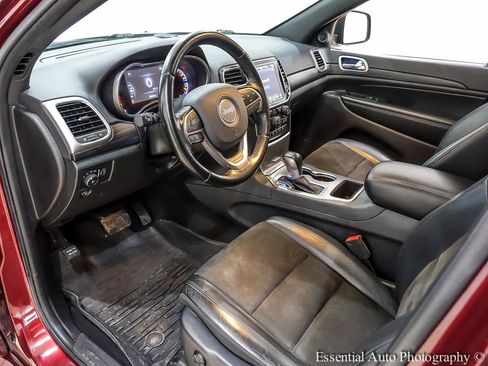 Used 2021 Jeep Grand Cherokee Laredo X image 14