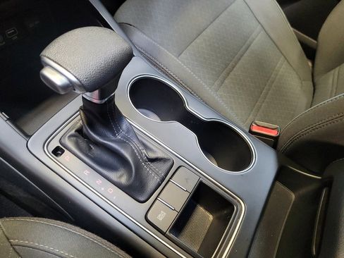 Used 2019 Kia Sorento LX image 26