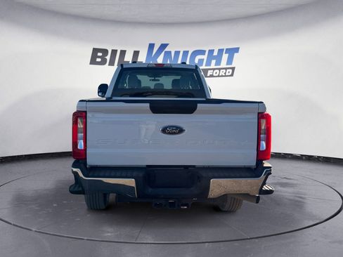 Used 2024 Ford F250 XL w/ XL Chrome Package image 4
