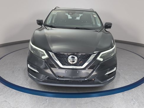 Certified 2022 Nissan Rogue Sport SL w/ Premium Package AWD/4WD image 2