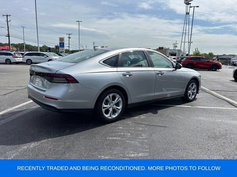 Used 2025 Honda Accord LX image 2