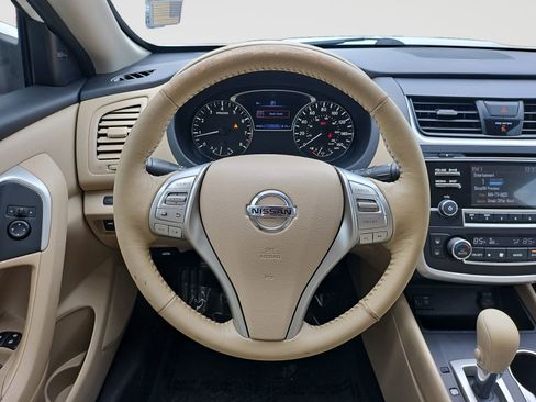 Used 2017 Nissan Altima 2.5 SV FWD image 38