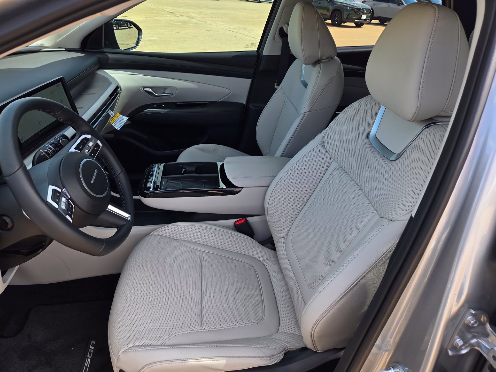 New 2026 Hyundai Tucson Limited FWD image 17