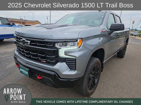 Used 2025 Chevrolet Silverado 1500 LT Trail Boss w/ Protection Package AWD/4WD image 4