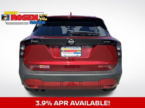 New 2025 Nissan Kicks SR image 4