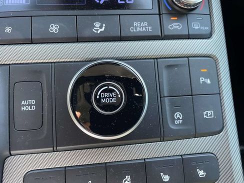 Used 2024 Hyundai Palisade SEL w/ Premium Package FWD image 28