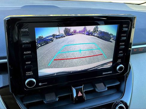 Used 2022 Toyota Corolla LE FWD image 23