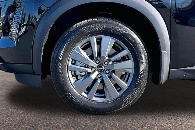 New 2026 Nissan Pathfinder SV FWD image 12