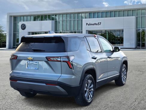 Used 2025 Chevrolet Equinox LT image 4