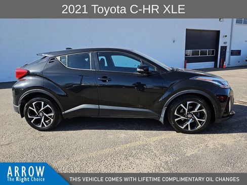 Used 2021 Toyota C-HR XLE image 14