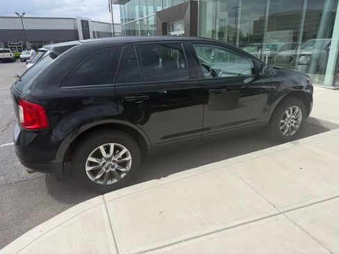 Used 2012 Ford Edge SEL FWD image 2