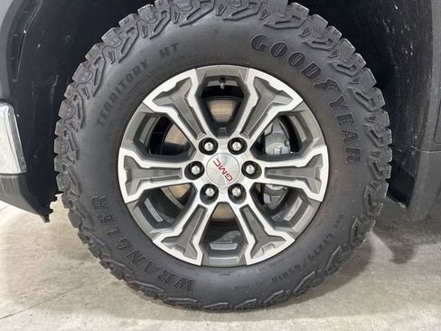 Used 2025 GMC Sierra 1500 Pro w/ Pro Value Package AWD/4WD image 32