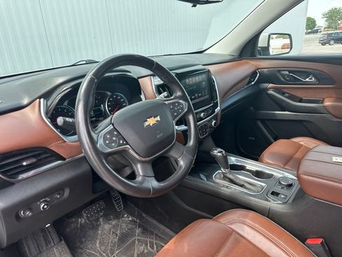 Used 2018 Chevrolet Traverse High Country AWD/4WD image 15