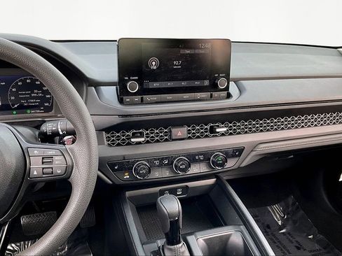 Used 2024 Honda Accord EX image 10