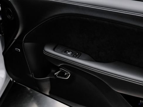 Used 2023 Dodge Challenger SRT Hellcat w/ Driver Convenience Group image 79