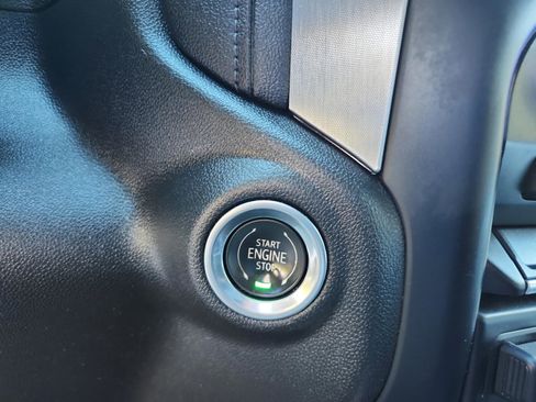 Used 2023 GMC Sierra 2500 SLT image 30